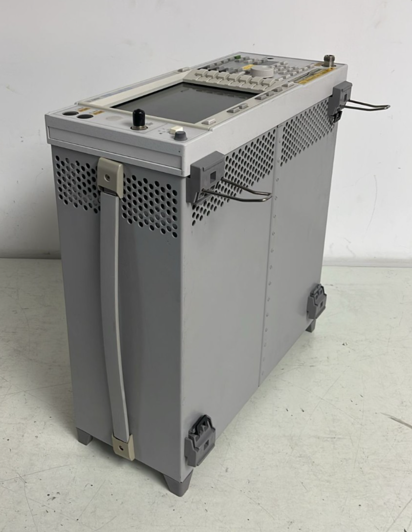 Agilent E4406A VSA Series Transmitter Tester 7 MHz - 4.0 GHz