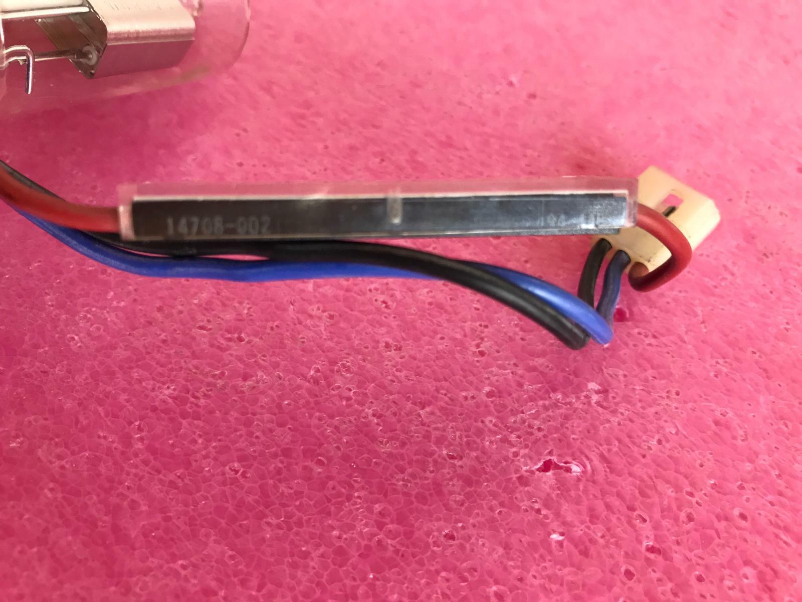 Cathodeon Deuterium Lamp 14708-002  BA4290 94-44P W/ Hour Meter