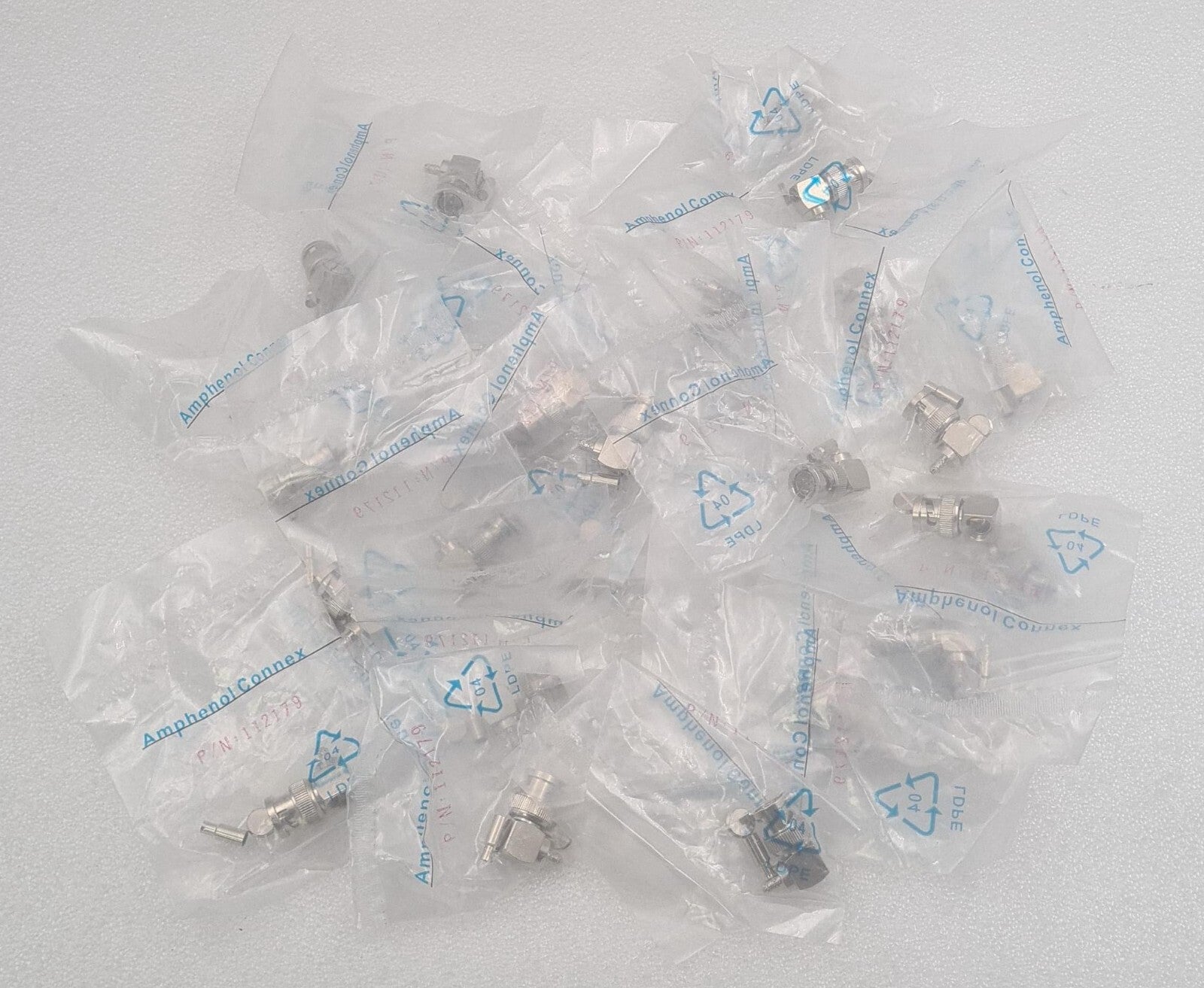 [LOT 28 PCS] NEW SEALED- Amphenol Connex 112179 RF Connector BNC PLUG R/A 75 OHM