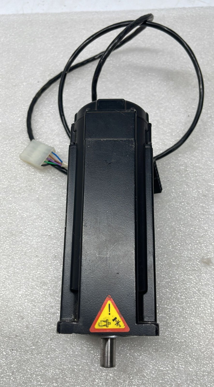 Kollmorgen Automation Servo Motor AKM24F-ENMN2-00