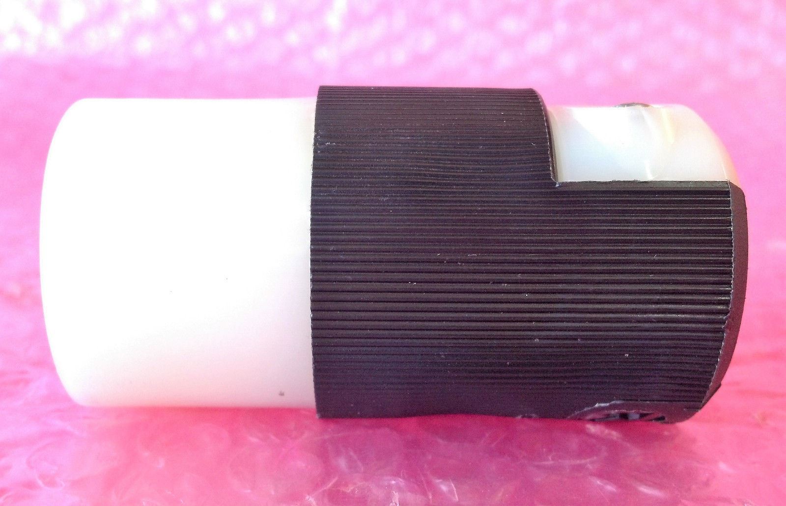 Grounding Hbl4579c Twist Lock Connector Body 15 A 250 V 2PCS