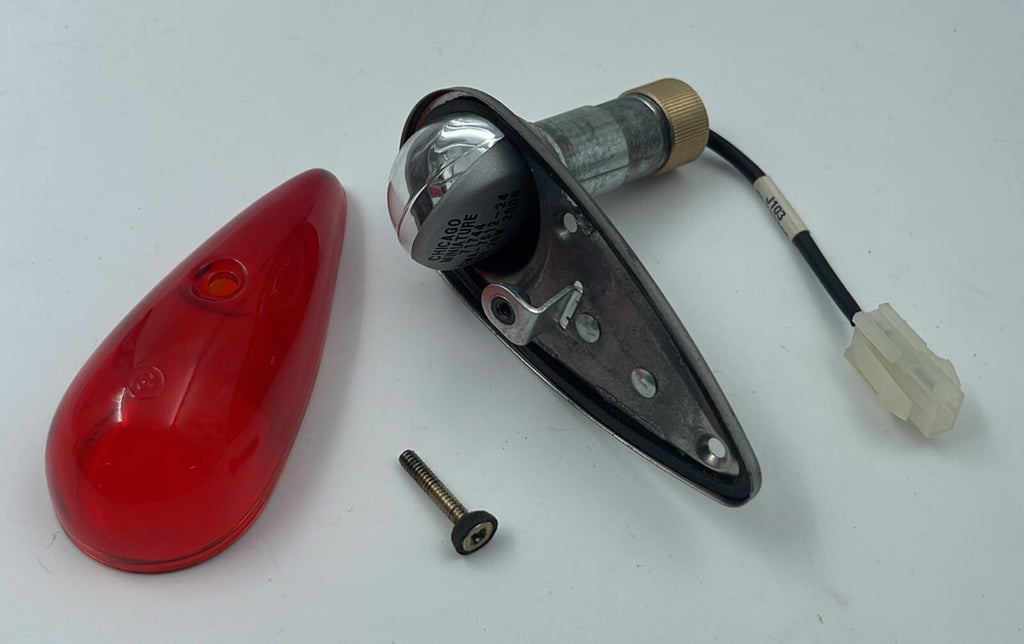CESSNA RED LIGHT WING TIP POSITION A2138R-7512 STROBE BY GRIMES 28VDC