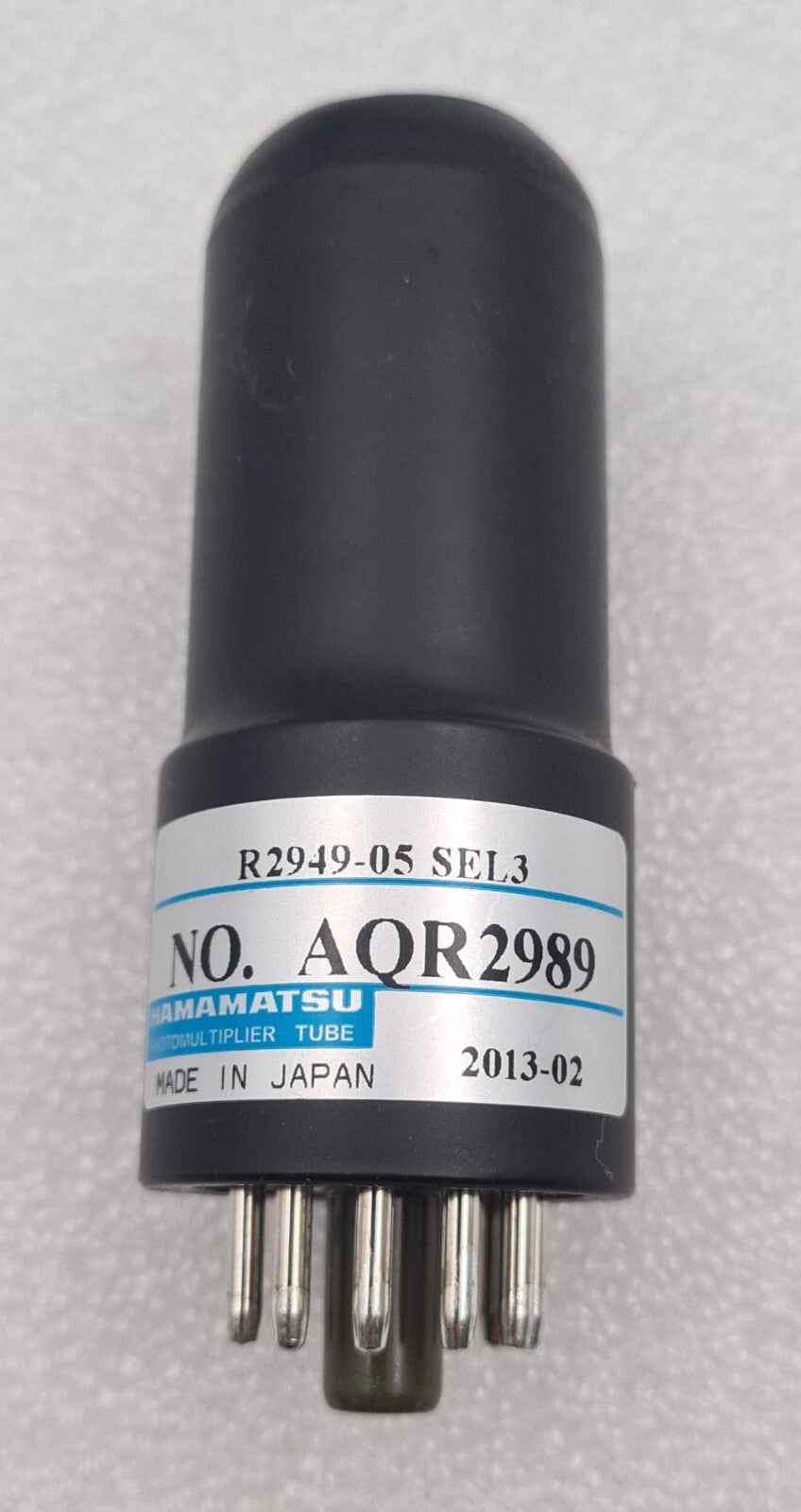 HAMAMATSU Photomultiplier Tube R2949-05 SEL3 AQR2989 W/ C6270-21 Socket