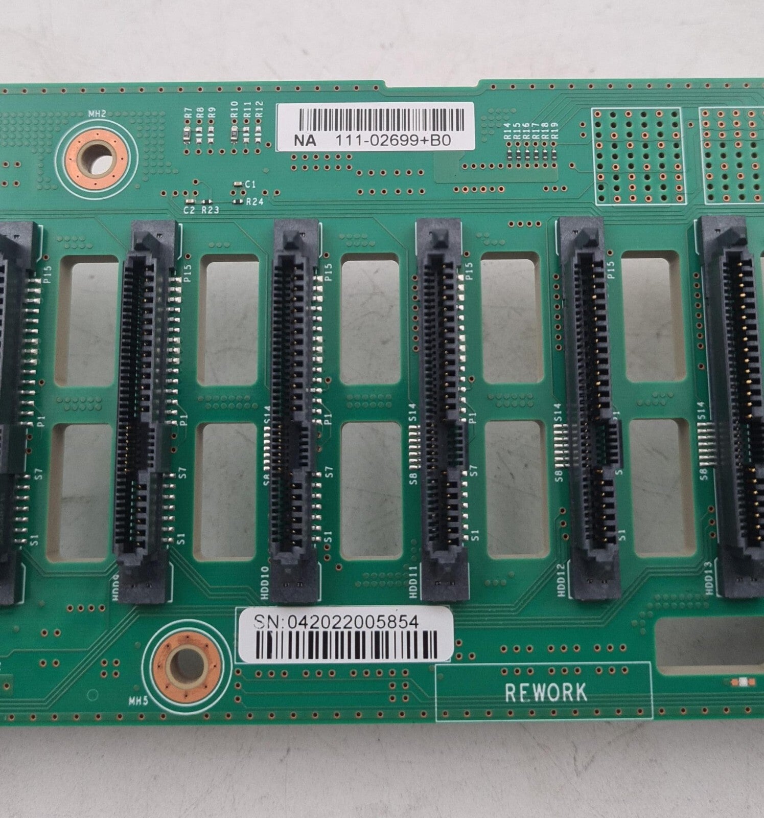 NetApp 110-00541+A0 111-02699+B0 24-Bay SAS WWN Backplane