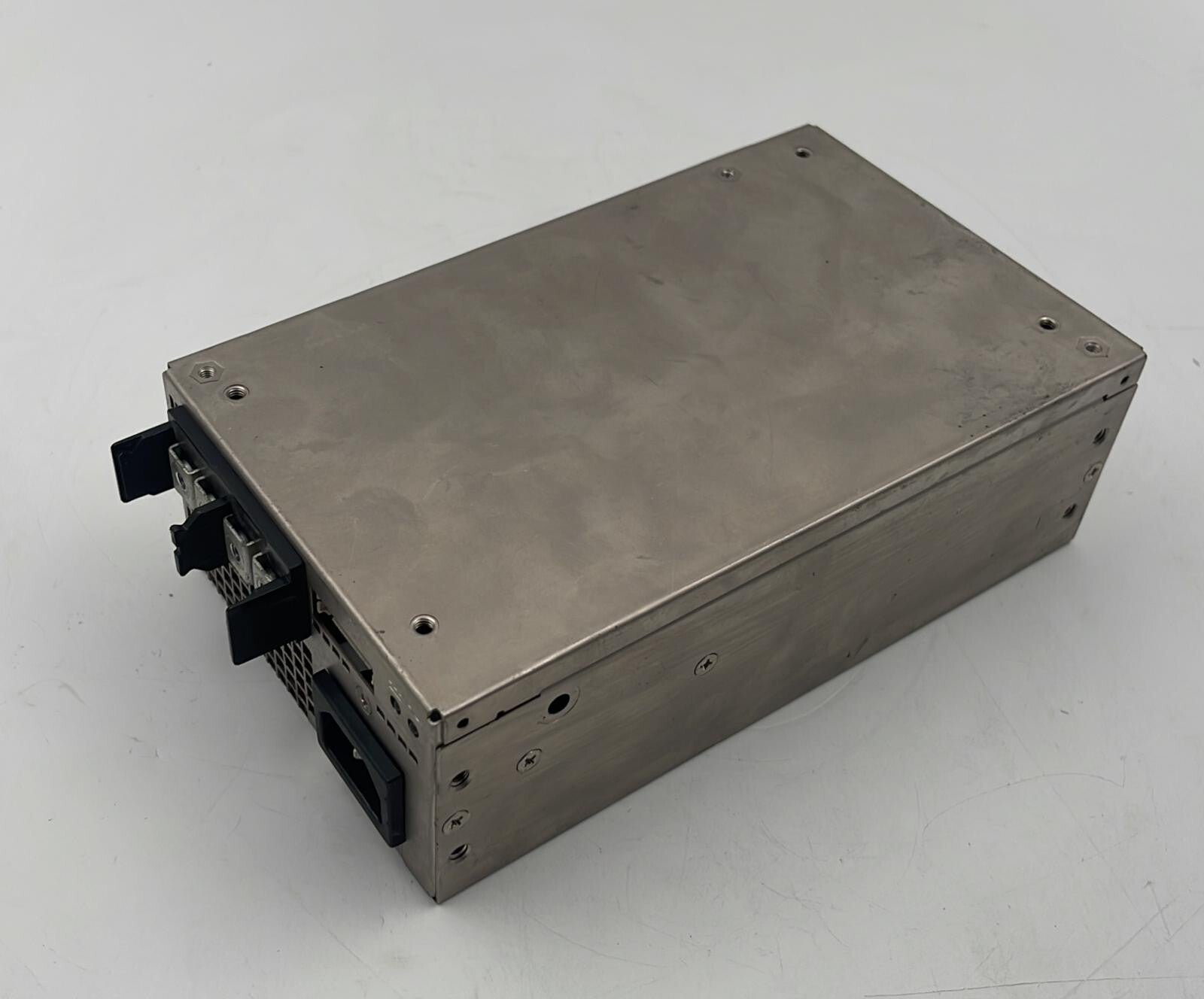 ARTESYN LCM600Q Power Supply  240V 60Hz