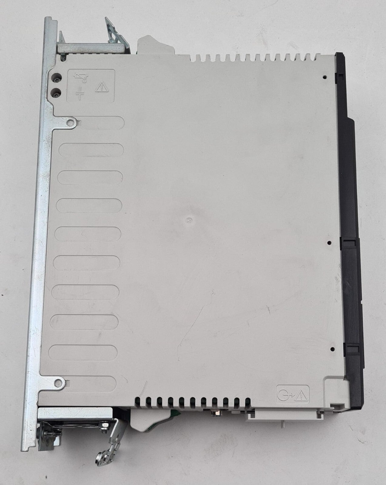 NIDEC Control Techniques Emerson Digitax ST DST1405 3098-0070 24Apk 250ms *AS IS