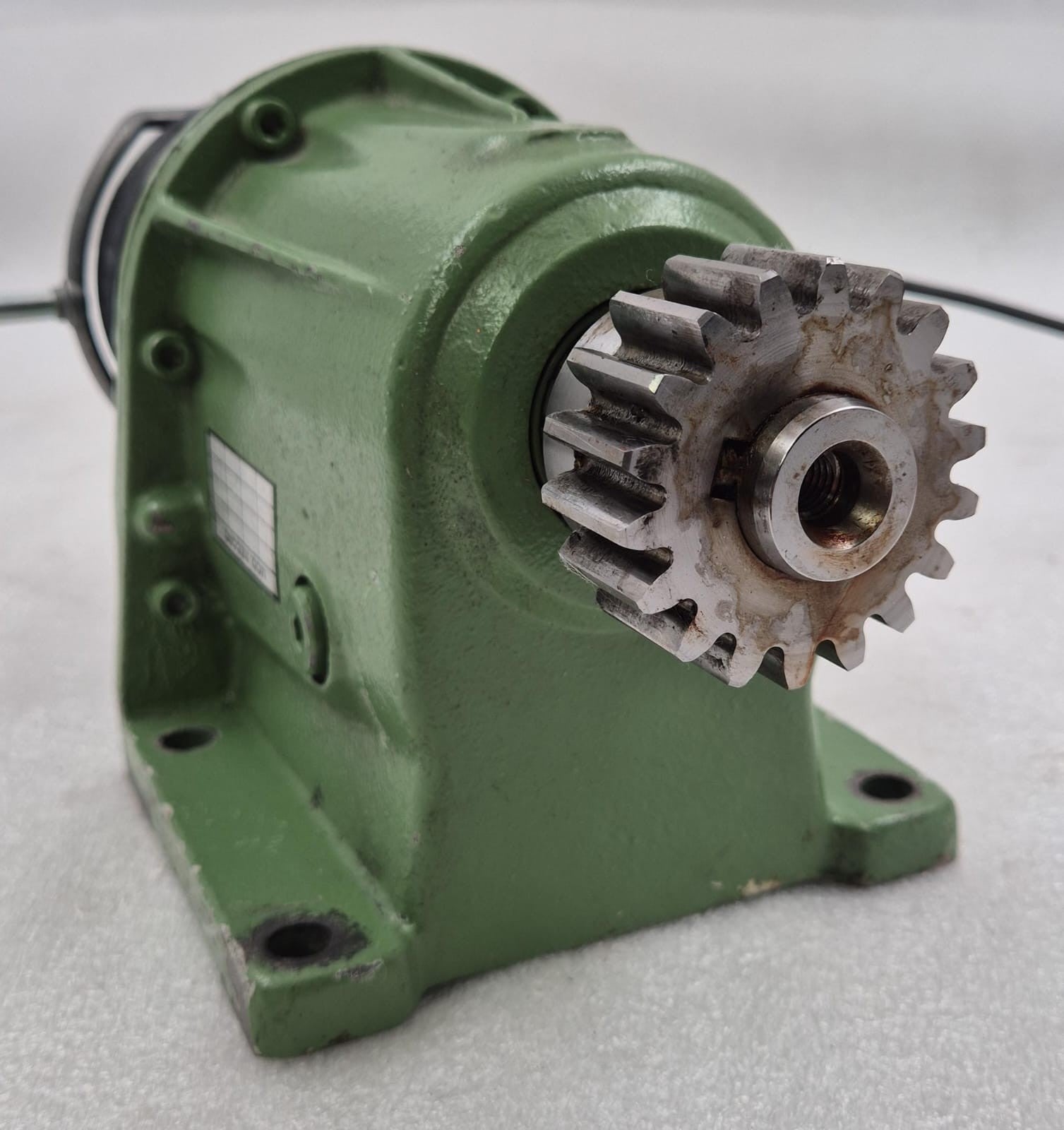 Lenze 12.602.10.1.1 OEL=CLP-460 MOTOR GEAR REDUCER i=40 W/ INTORQ BFK458-08N