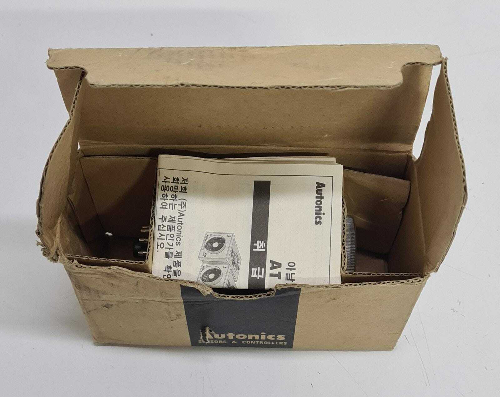 NEW - Autonics AUTO TIMER AT11E TIMER 12V