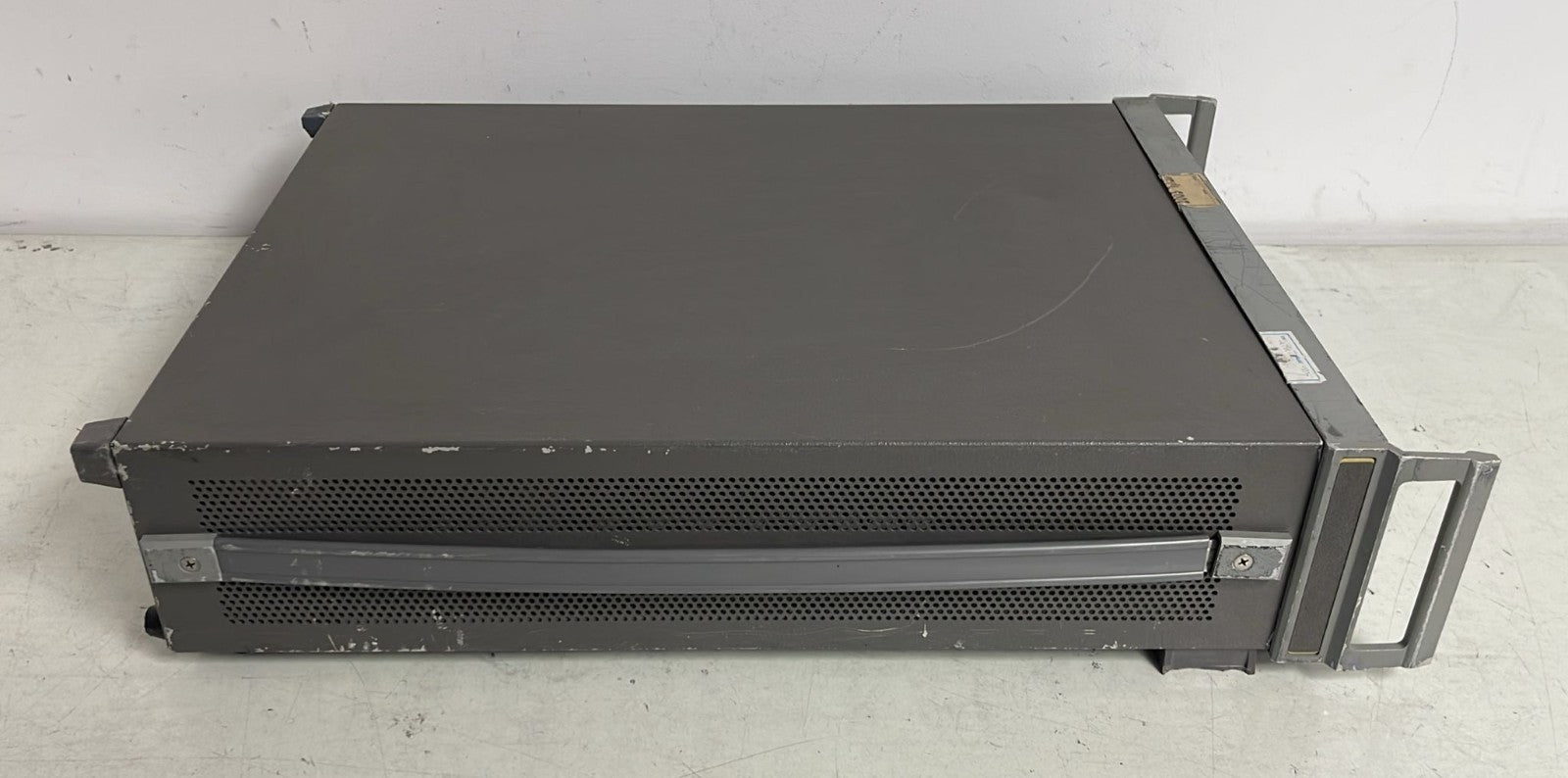 Wiltron Model 6747B Swept Frequency Synthesizer 10MHz 20GHz