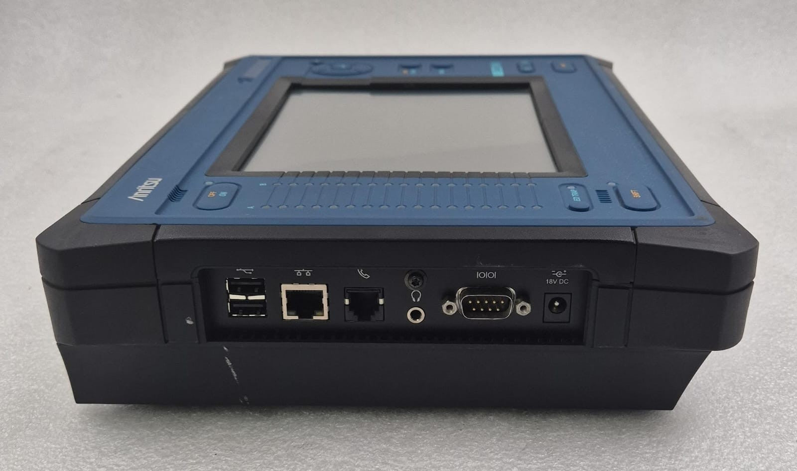 ANRITSU CMA3000 TESTEUR RESEAU ETHERNET W/ OPTICAL OPTION **FOR PARTS**