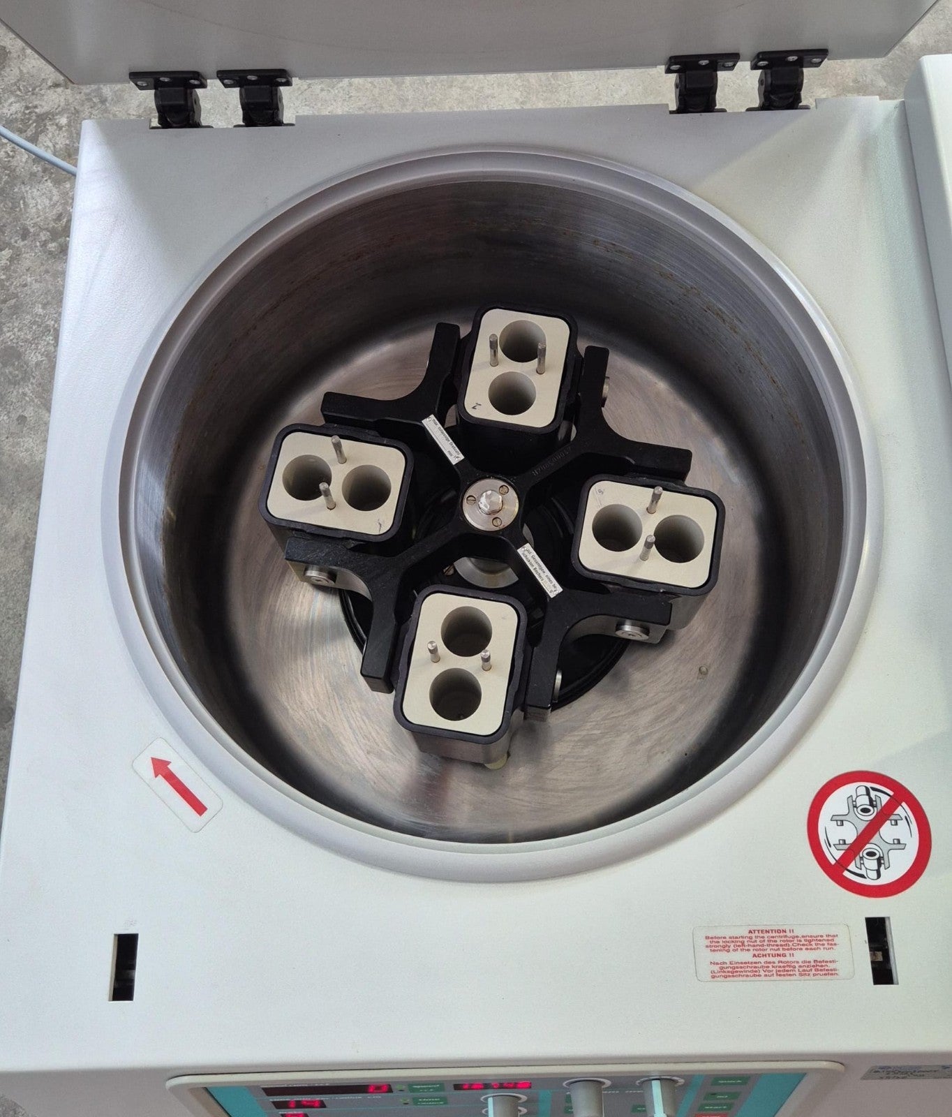 HERMLE Z 383 K Lab Refrigerated Centrifuge W/ Rotor & Buckets