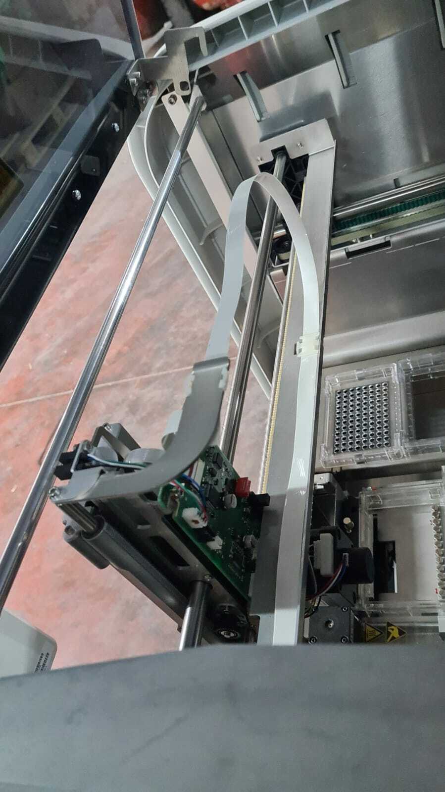 STRATEC BIOMEDICAL Molecular InviGenius PLUS DNA / RNA sample preparation