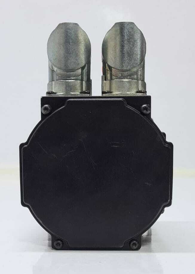 NEW - Danaher Motion 3 PM SERVOMOTOR AKM41S-ANCN2-02 Servo Motor