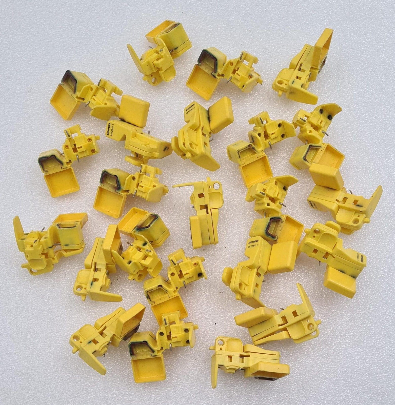 [LOT 23] SIEMENS 5ST3801-1 Locking Device for Miniature Circuit Breaker Handle