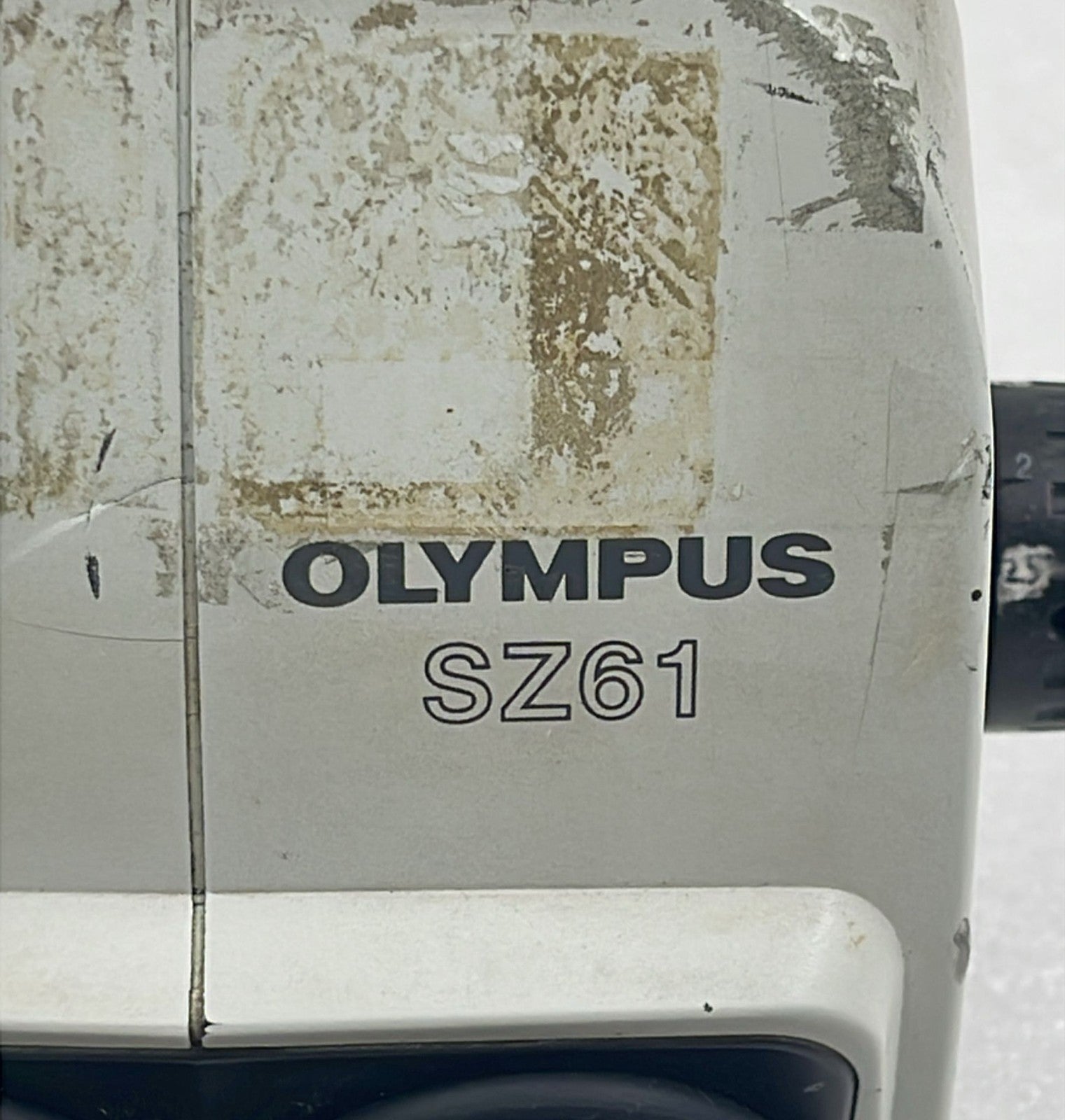 Olympus SZ61 Stereo Microscope with 2x WHSZ.15X-H/16