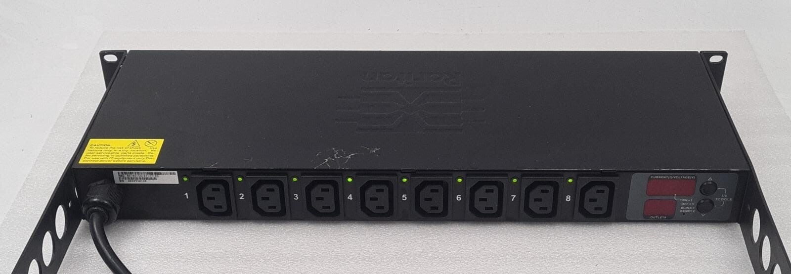 Raritan DPXR8A-16 PDU rear power input view