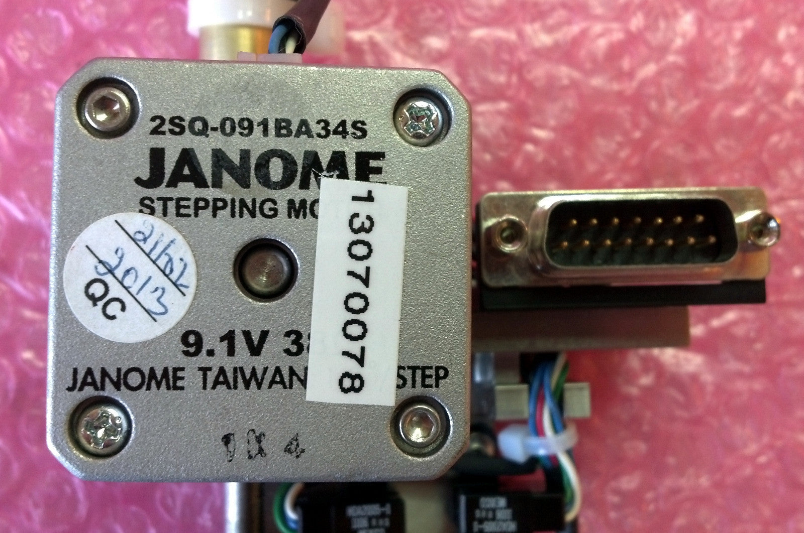 JANOME 2SQ-091BA34S 9.1 V Stepping Motor On Metal Rails Axis