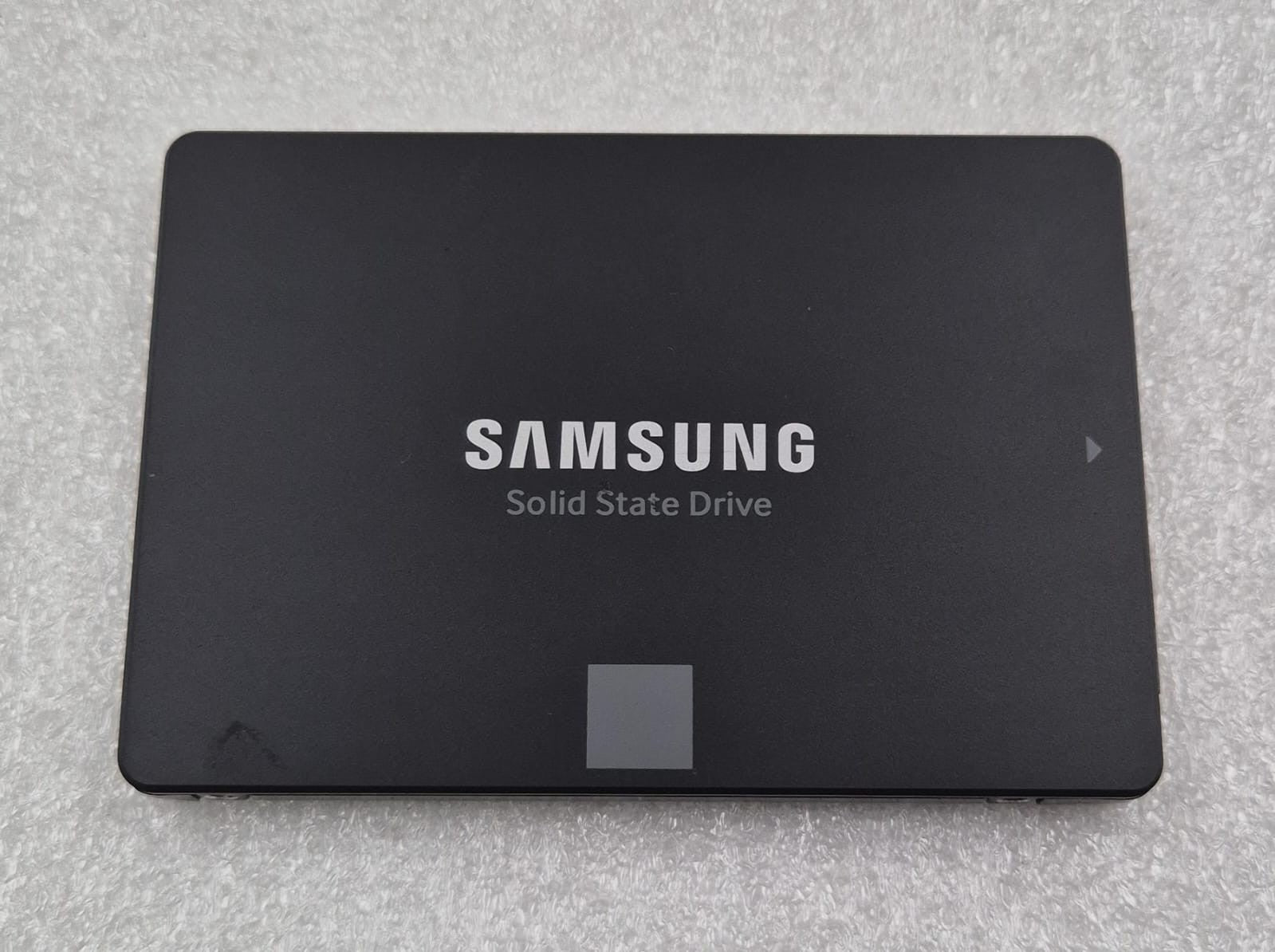SAMSUNG V-NAND SSD 860 EVO 1TB MZ-76E1T0 MZ7LH1T0HMLU 2.5" SATA Internal
