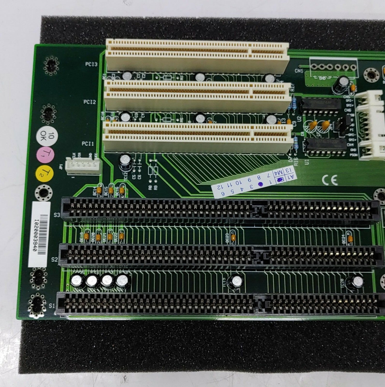 ATX6022/06 REV.A1 / 310-41112-00 / 1 ISA / 3 PCI / 2 PICMG Backplane AXIOMTEK
