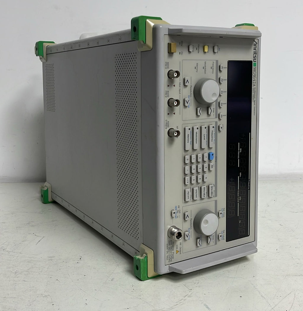 Anritsu MG3642A Synthesized Signal Generator 125kHz-2080MHz **AS IS