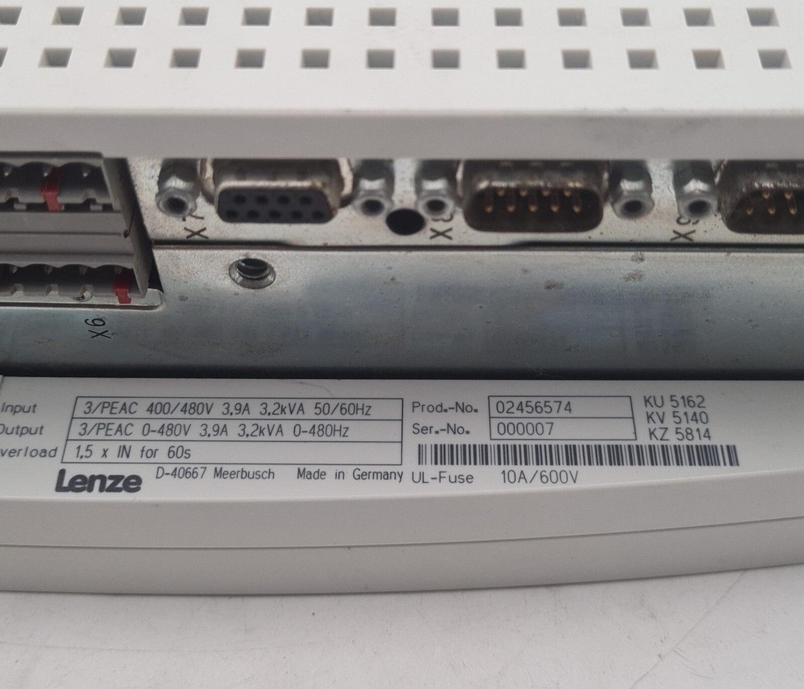 Lenze EVS9323-ES 13325136 33.9323SE.8G.81. 02456574 Servo Inverter 10A/600V