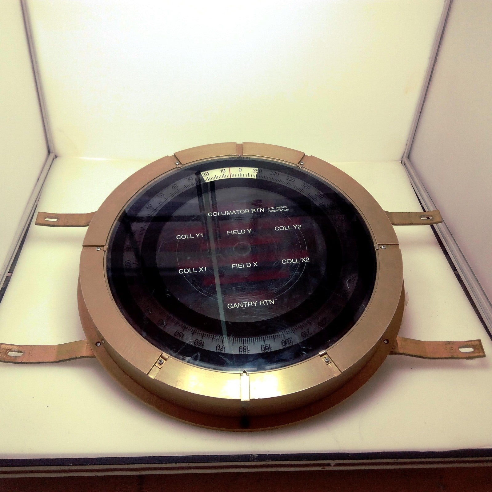 Varian Oncology Systems Gantry Display 1102860-03 Position Readout 890575-01