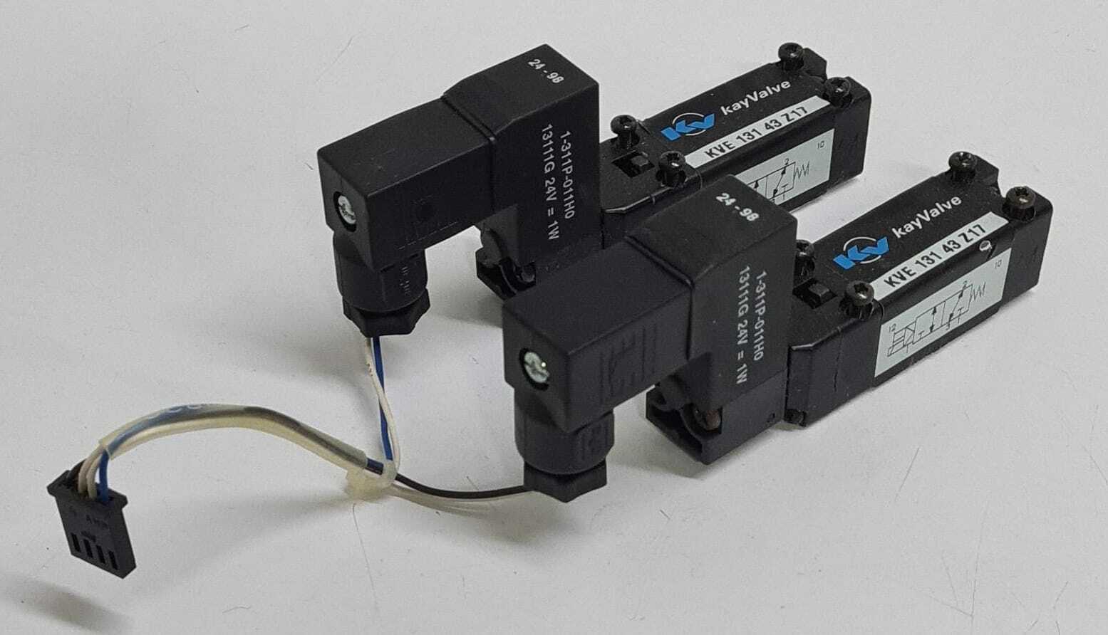 [LOT 2] KV KayValve KVE 131 43 Z17 W/ Fluid Systems Solenoid Valve 1-311P-011H0