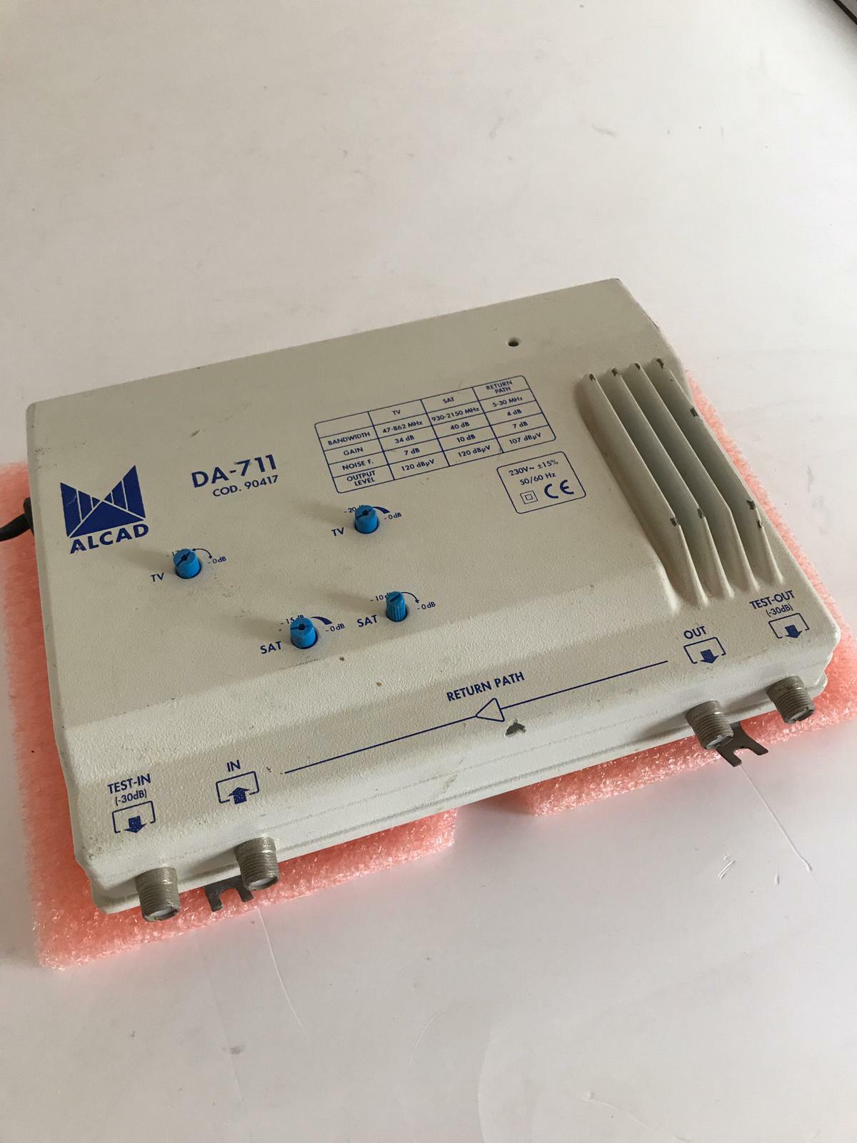 Alcad DA-711 Extension amplifier 1 Input 1 Output , UHF/VHF/BS,G=47 dB