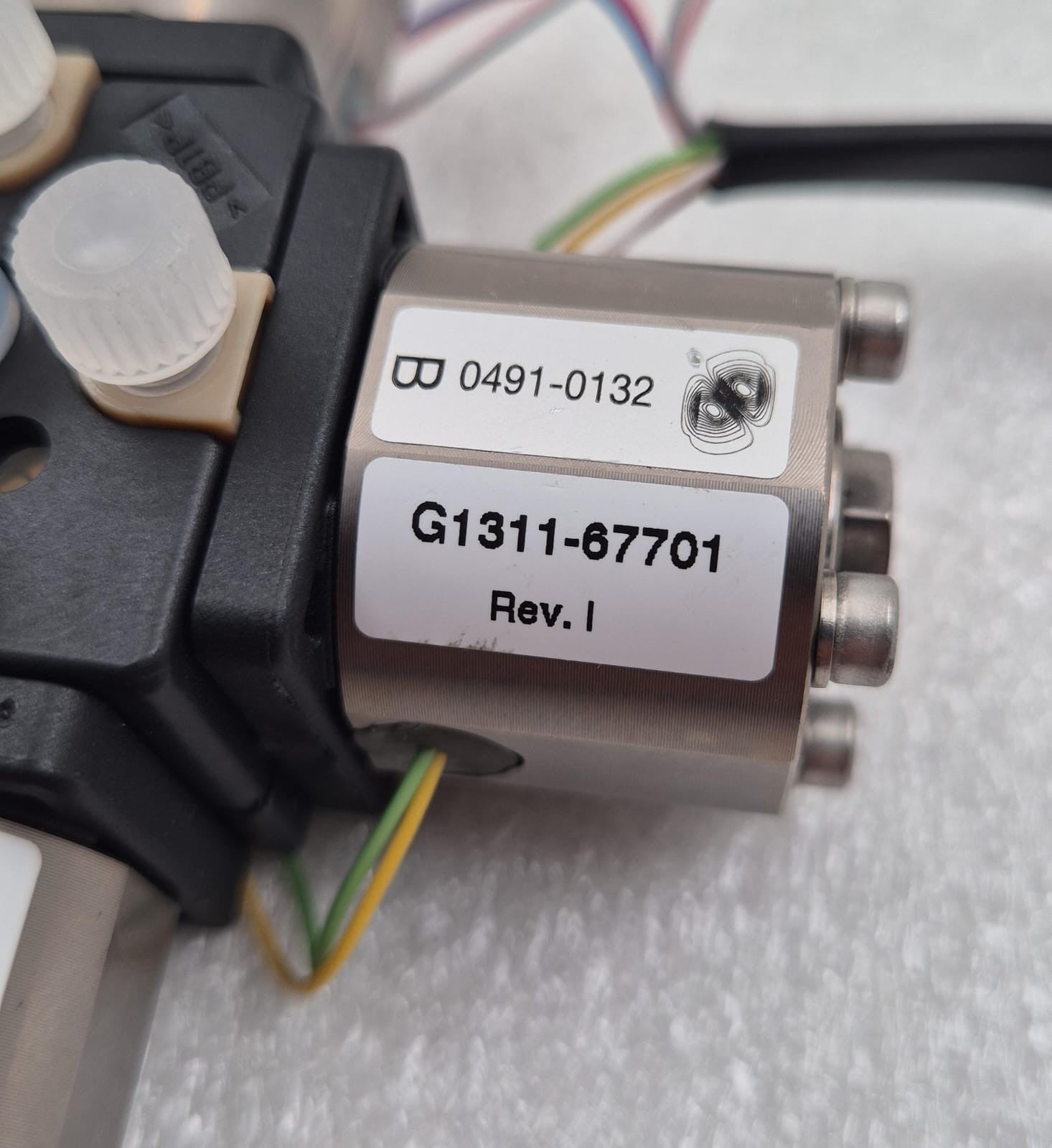 Agilent G1311-67701 Multi-Channel Gradient Valve MCGV Assembly HPLC 0491-0132