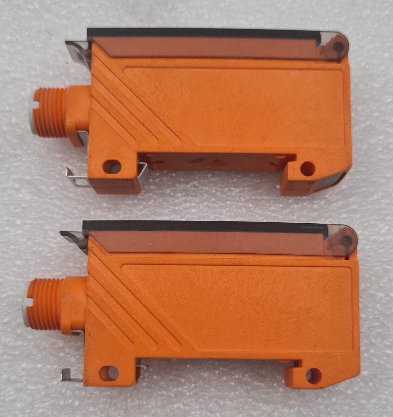 [LOT OF 2] IFM Photoelectric Sensor Fiber-Optic Amplifier OBF504 OBF-FAKG/T/US
