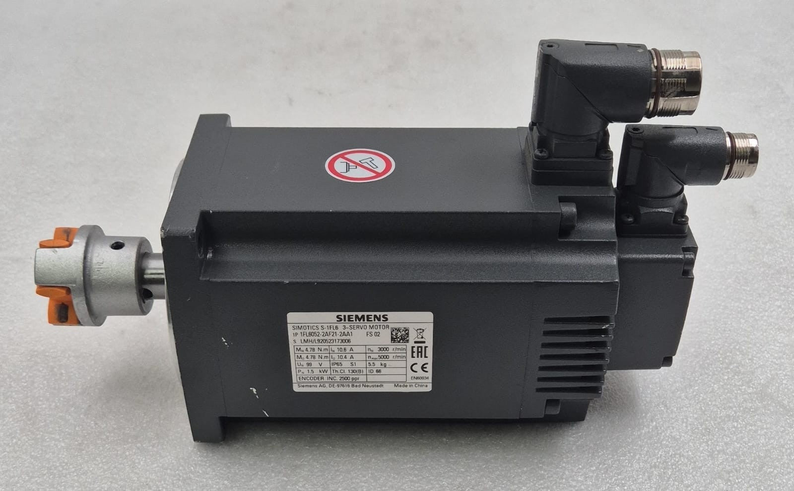 Siemens 1FL6052-2AF21-2AA1 servo motor side profile