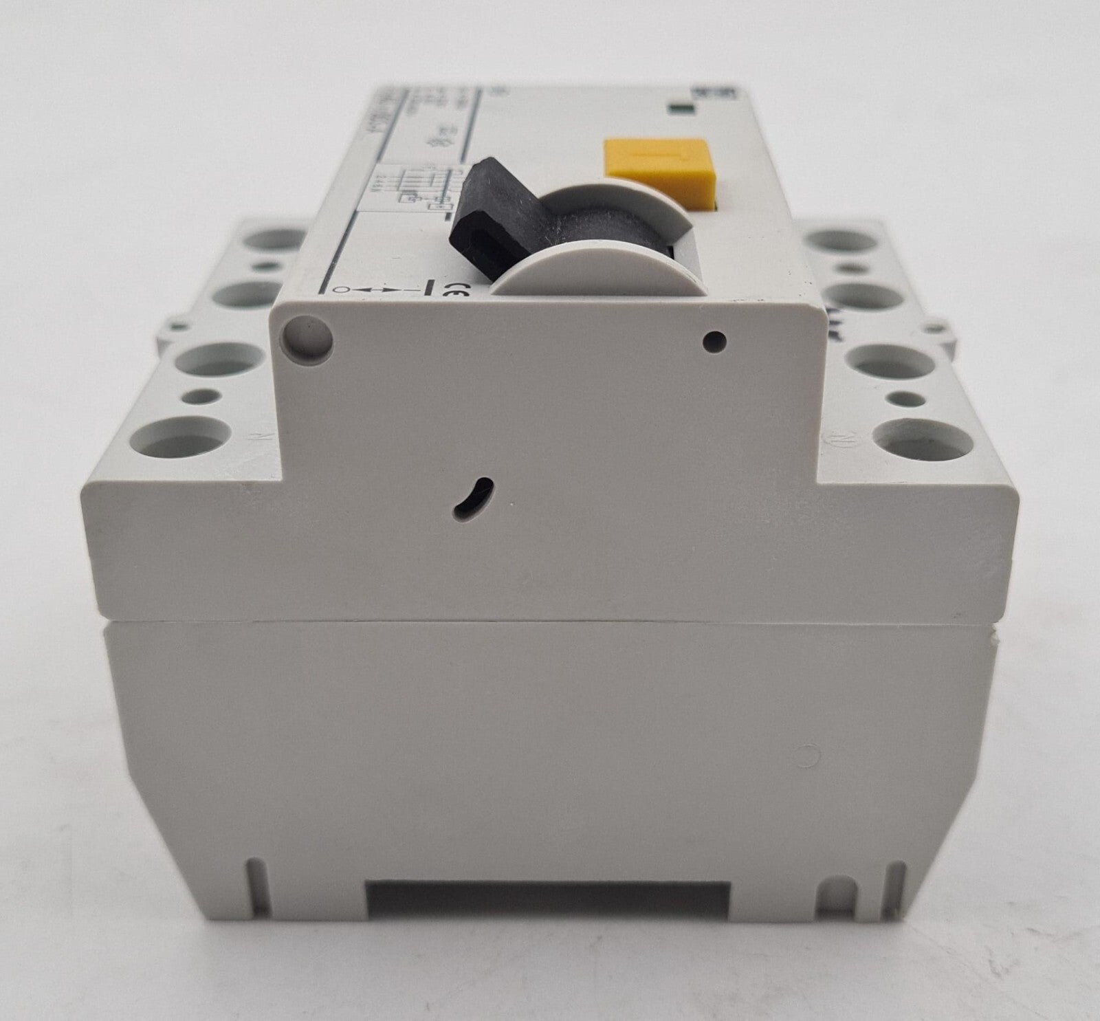 F&G F7-40/4/003-A 4-Pole 40 Amp Circuit Breaker