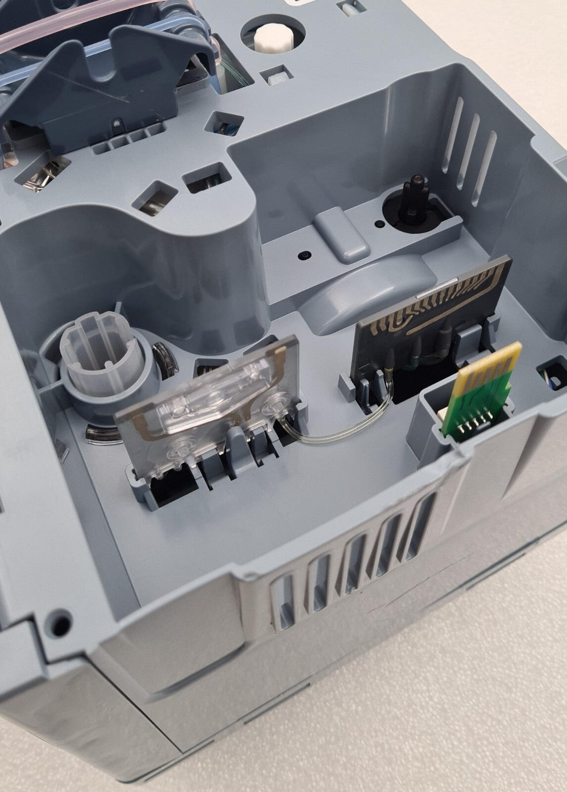 GEM 5000 integrated sensor assembly close-up