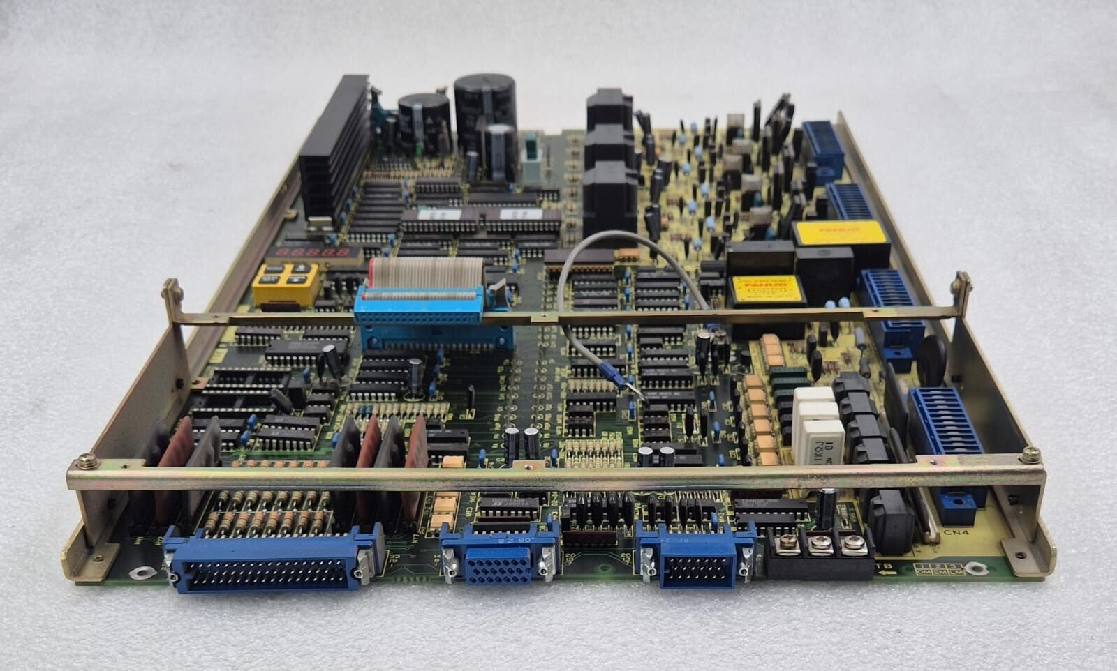 FANUC A20B-1001-0120 19F Main Control Circuit Board for Spindle Servo Unit
