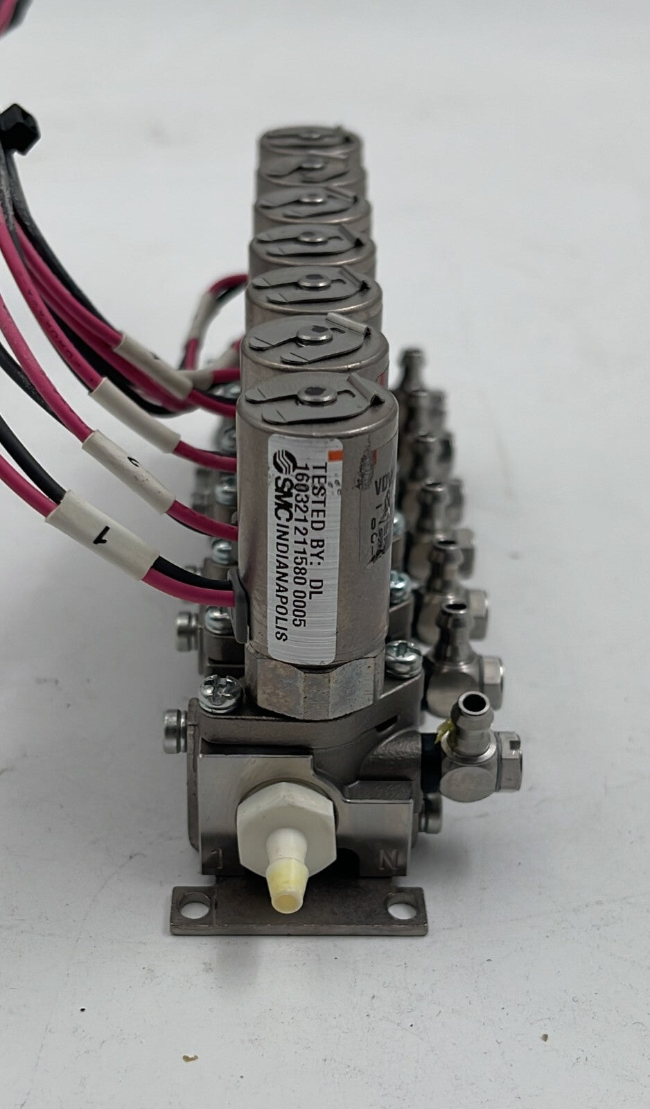 SMC VDW13-5G-1-G solenoid valve lot of seven with wiring harness for pneumatic automation systems