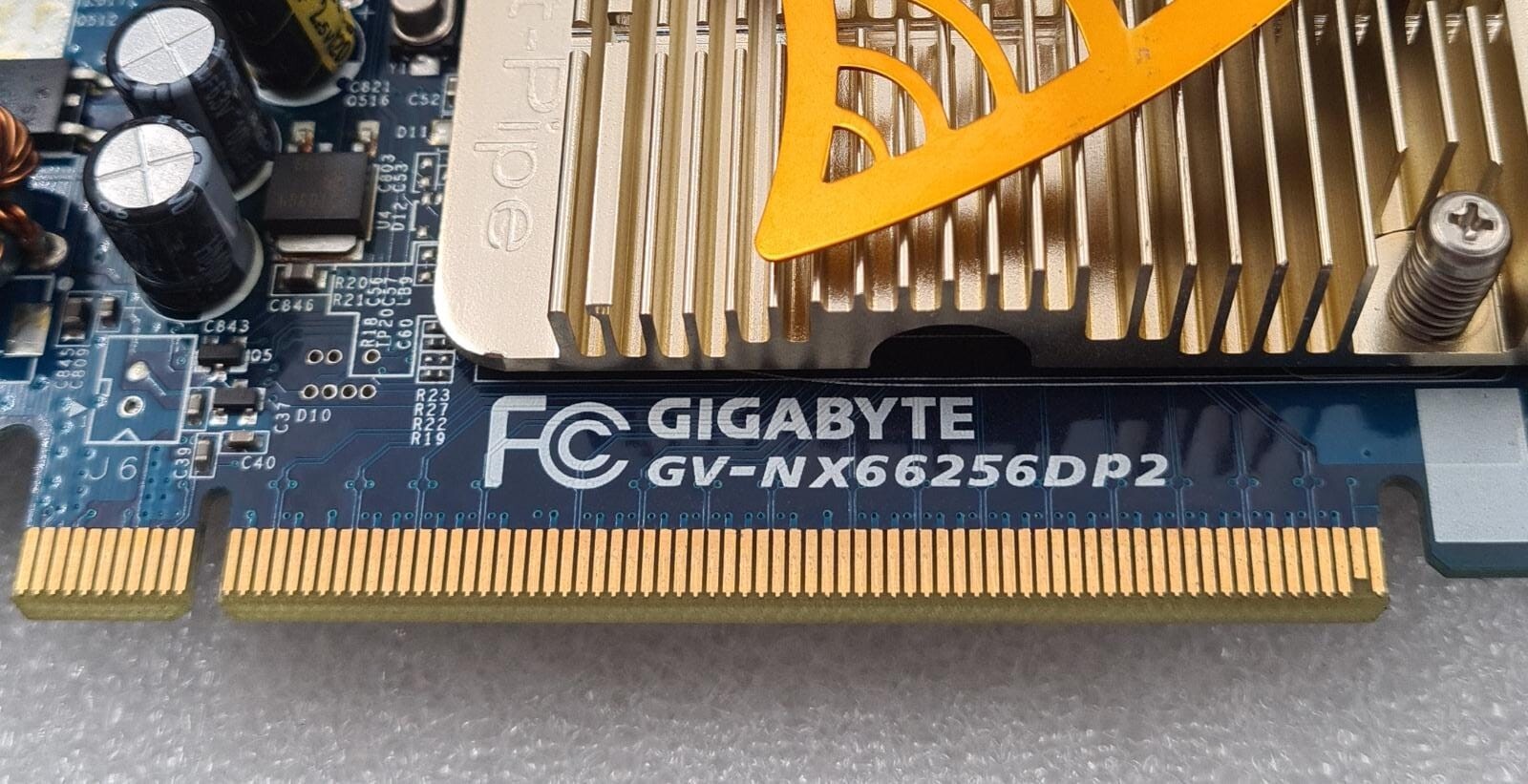 Nvidia GeForce 6600 GIGABYTE GV-NX66256DP2 PCB Graphics Card 256MB DDR2