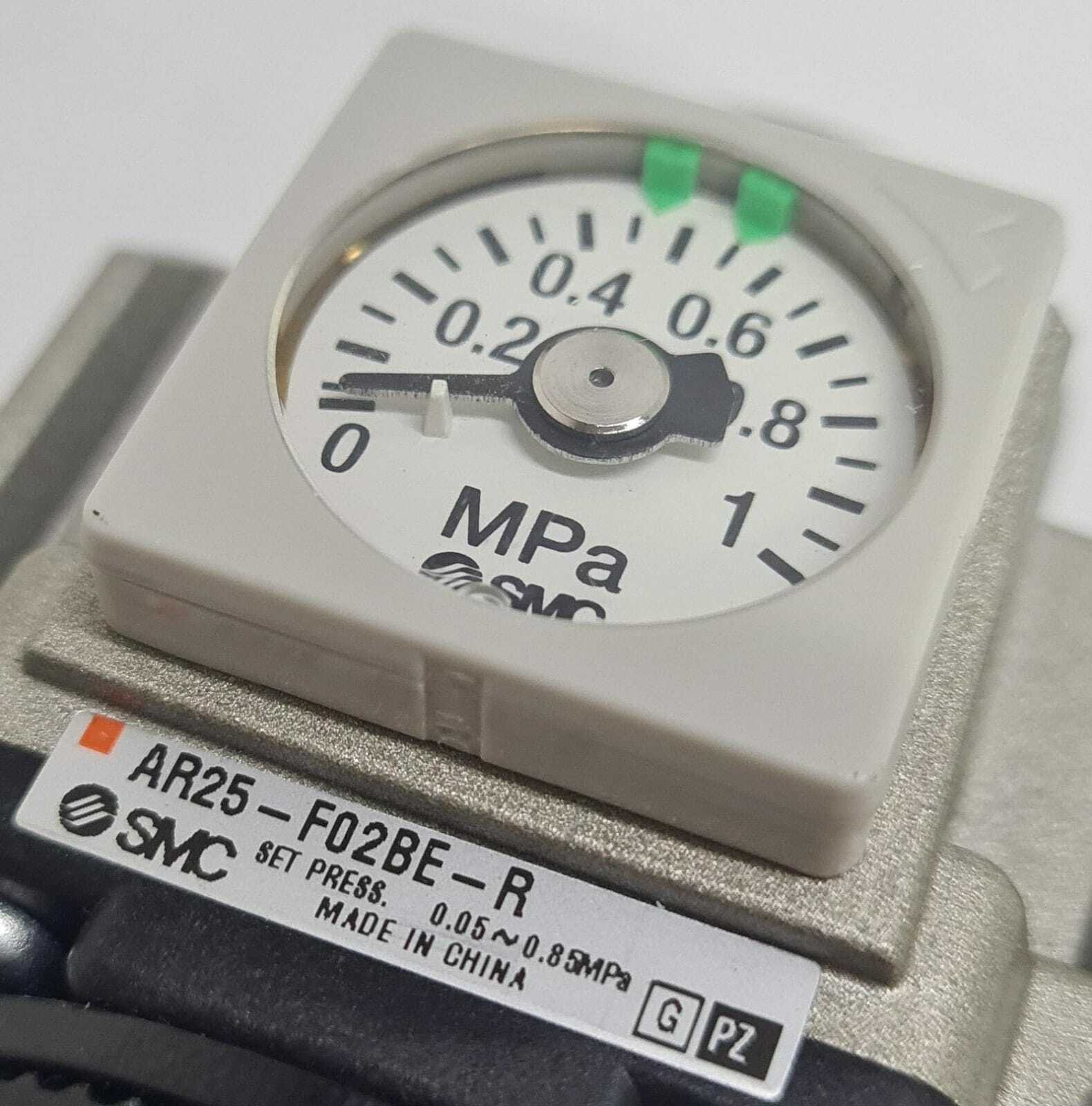 SMC Pneumatic Regulator AR25-F02BE-R 0.05~0.85MPa W/ Wall Mount