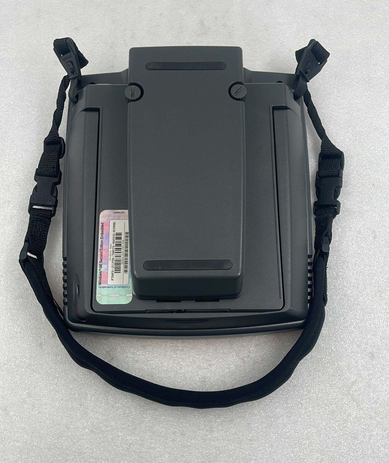 Fluke OptiView backside with carrying strap