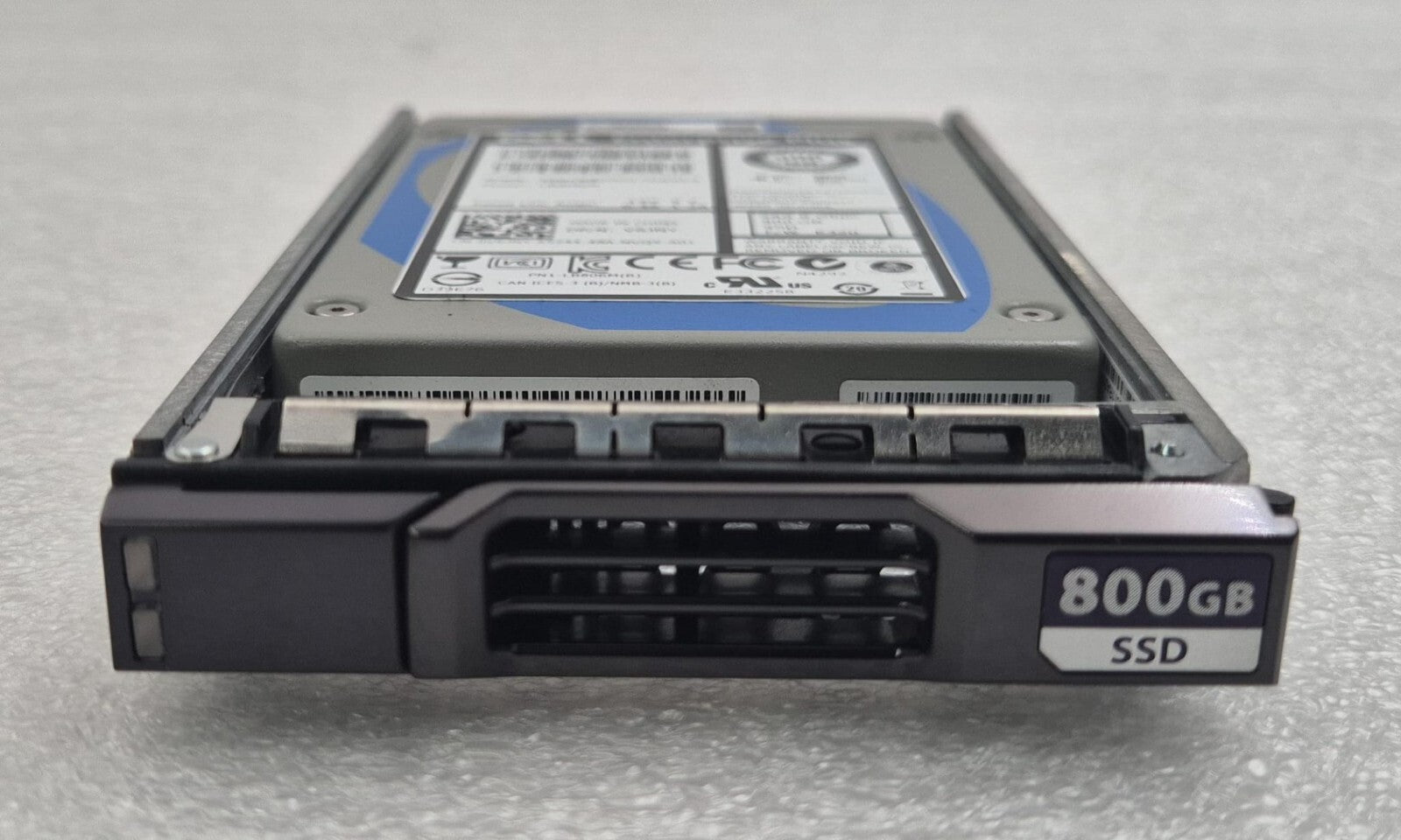Dell 800GB SSD SAS 6Gb/s 2.5'' LB806M 6HM-800G-21 V6JNY W/ Compellent Caddy