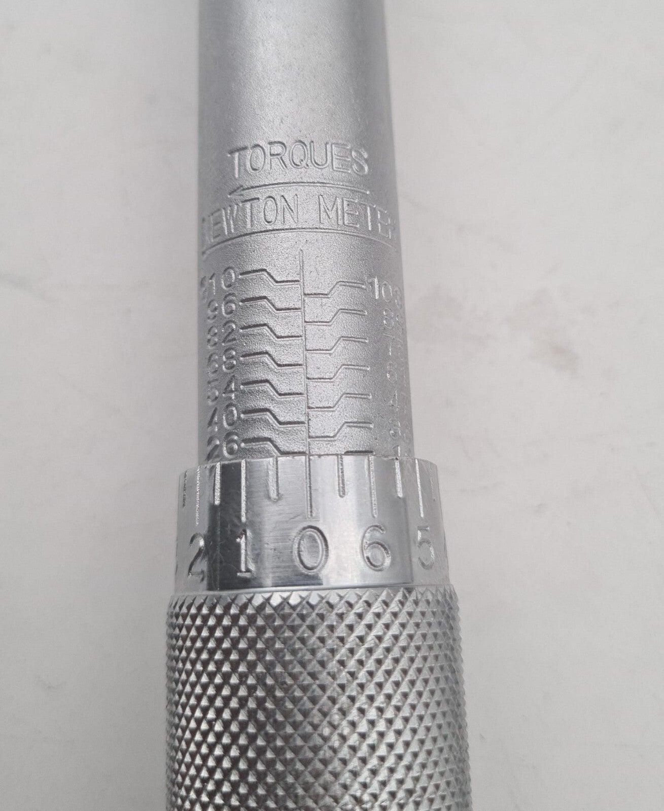 NEW - UNIOR 615486 264 Slipper Torque Wrench 5-110 Nm 3/8" Socket Tool
