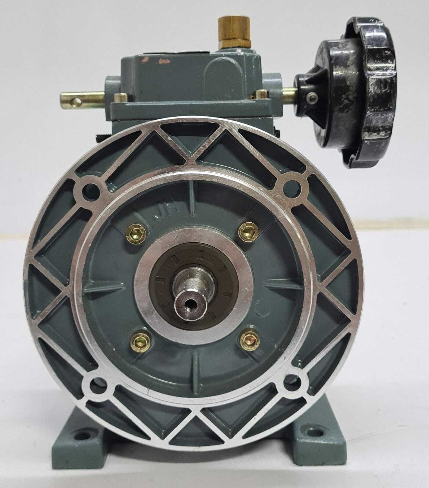 STEPLESS SPEED VARIATOR UDL 0.37 200-1000 RPM 0.37 kW 3-6 Nm Motor