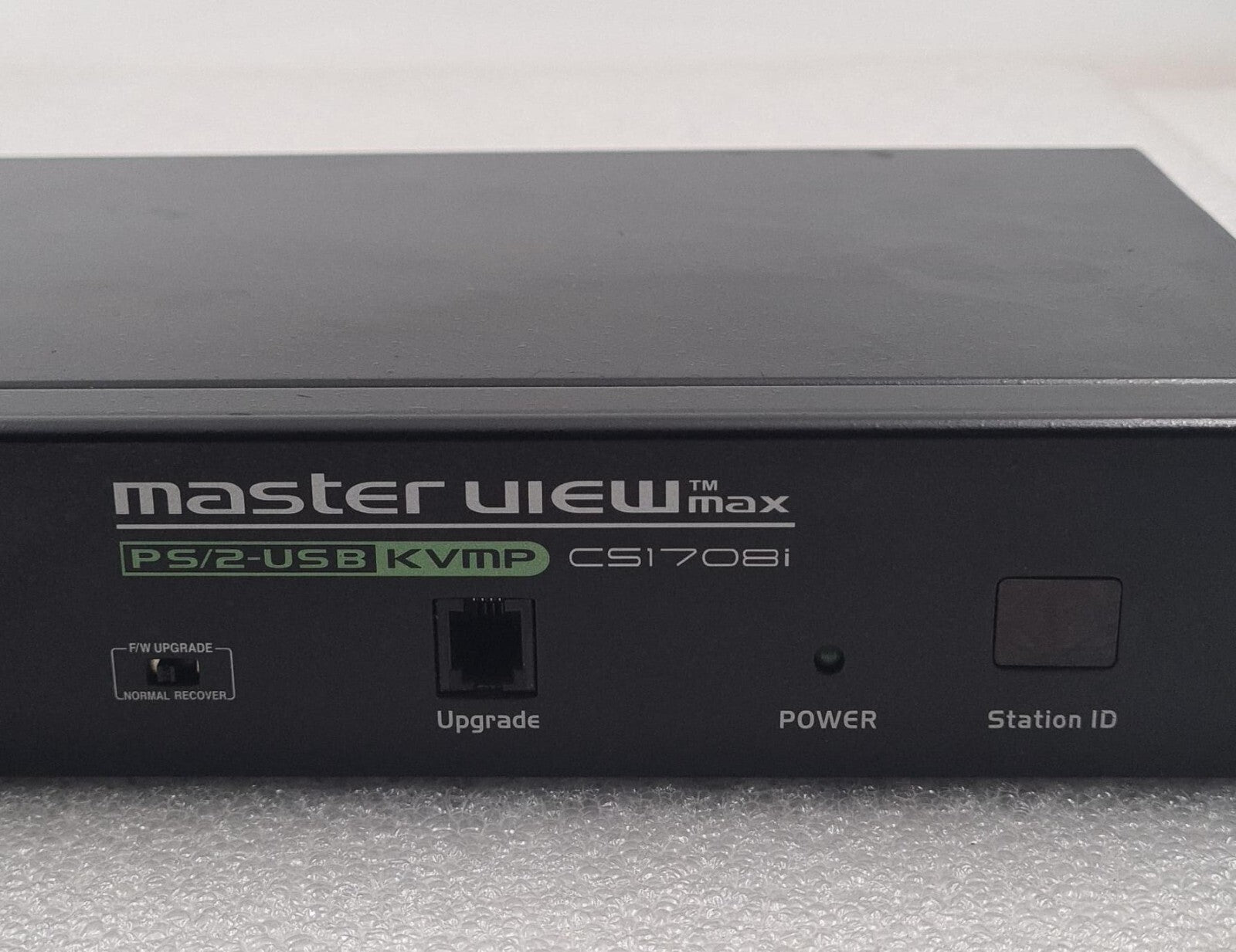 ATEN MASTER VIEW 8-PORT PS/2-USB KVM ip on the NET CS1708i KVMP Switch **AS-IS**
