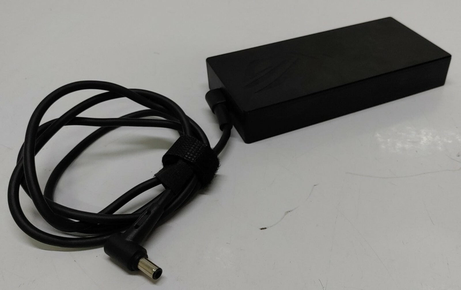 Asus AC Adapter Charger ADP-240EB B 20V 12A 240W