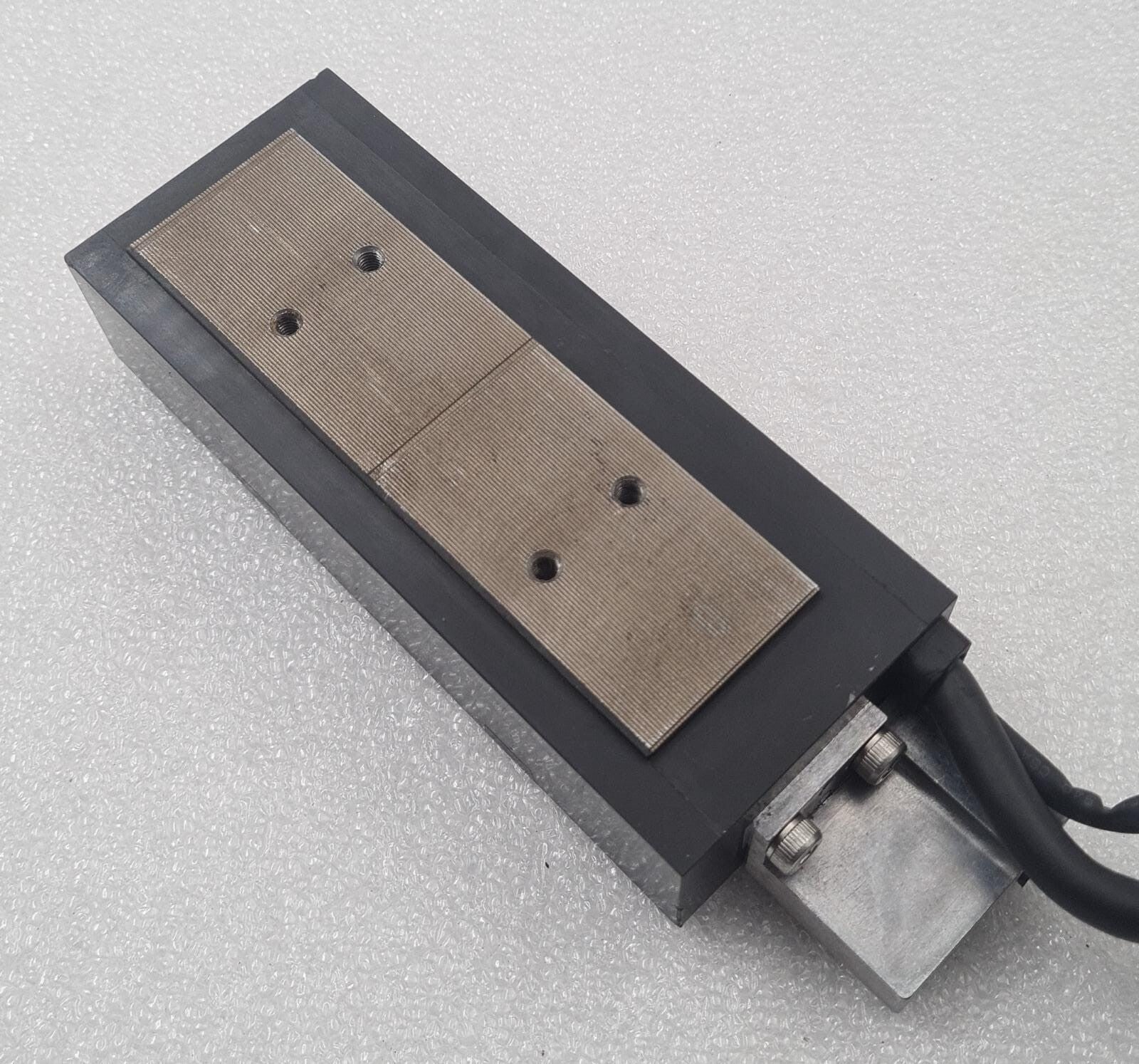 YASKAWA SGLFW2-30A120AS LINEAR SERVO MOTOR 360W **AS-IS**