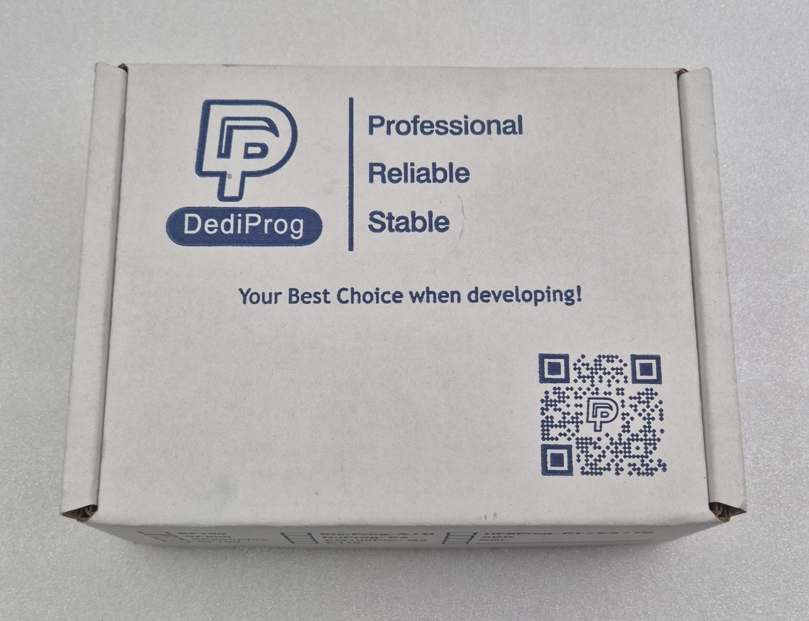 DediProg SF600 product box front view