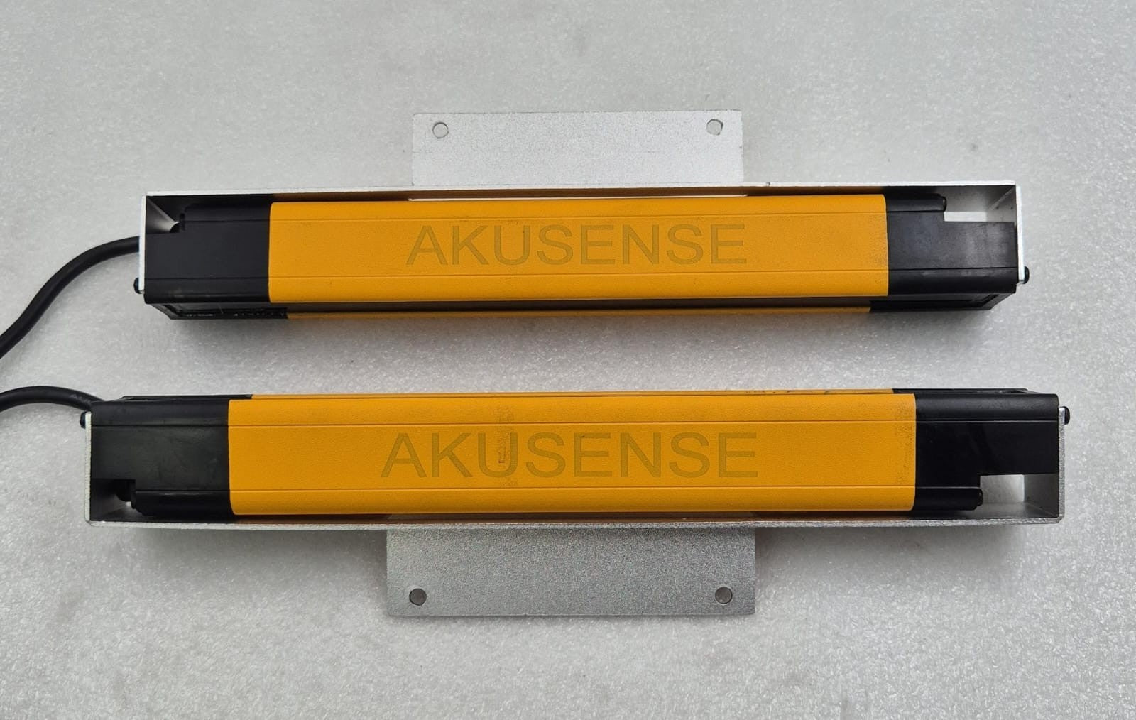 AKUSENSE BKL BKL20-T1206 Emitter & BKL20-T1206NC Receiver Safety Light Curtain
