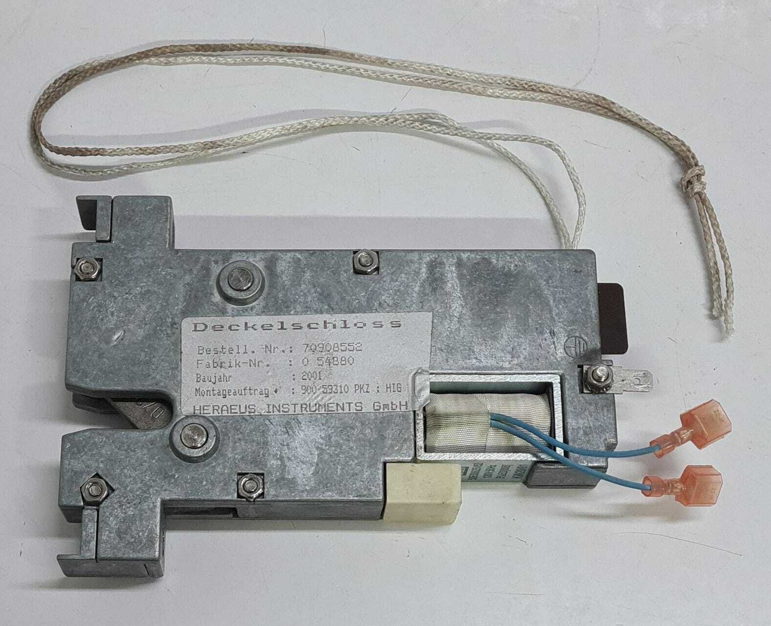 Heraeus Instruments Labofuge 400 Lid Lock 70908552 Latch Assembly W/ Binder 120V