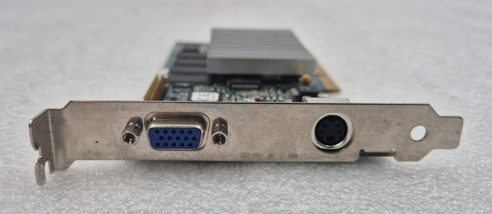 STB Systems GPU 3DFX 210-0364-003 AGP Graphics Card Voodoo3 16MB RAM