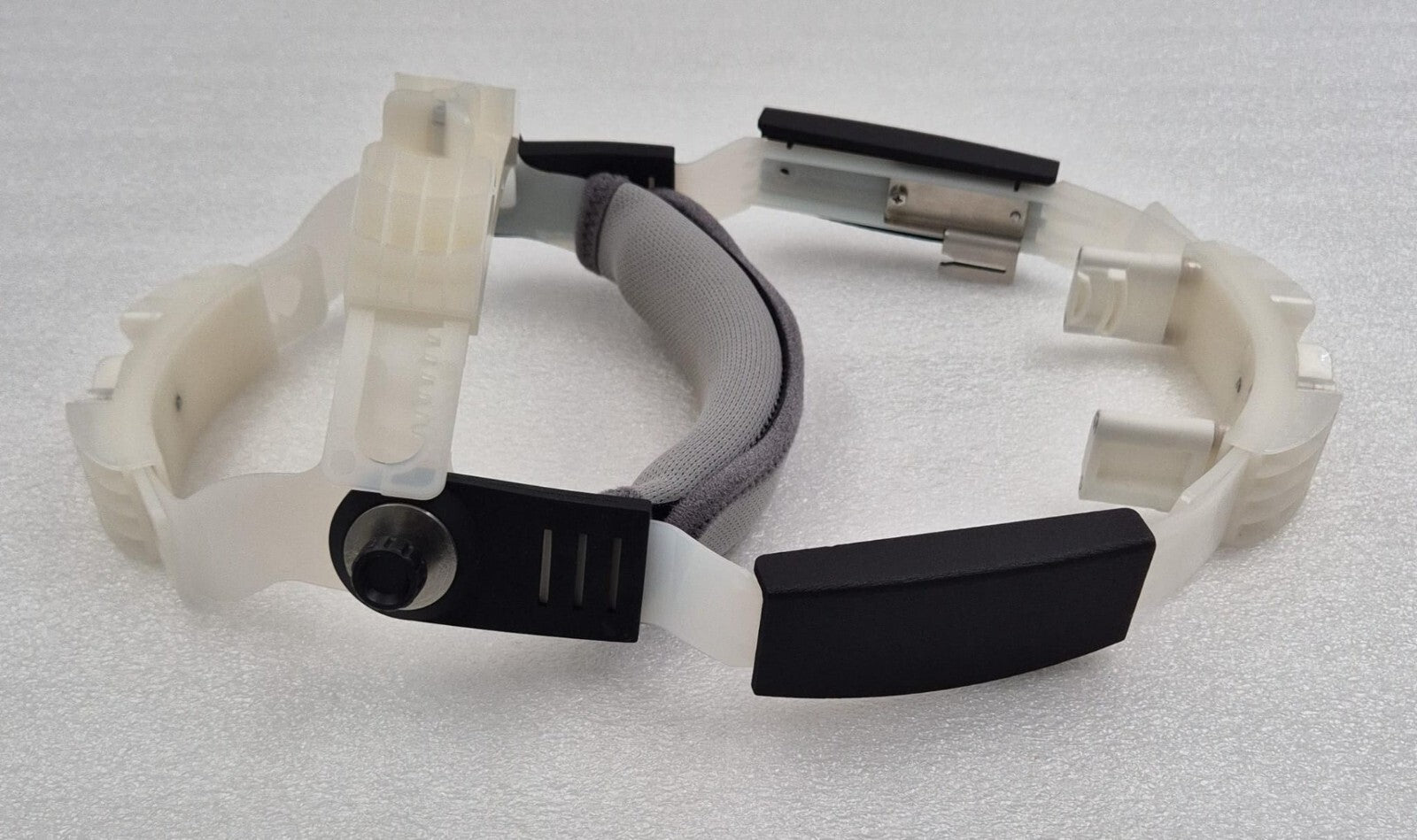 InMode Head Mounted Hands-Free Medical device Face size adjustment tool