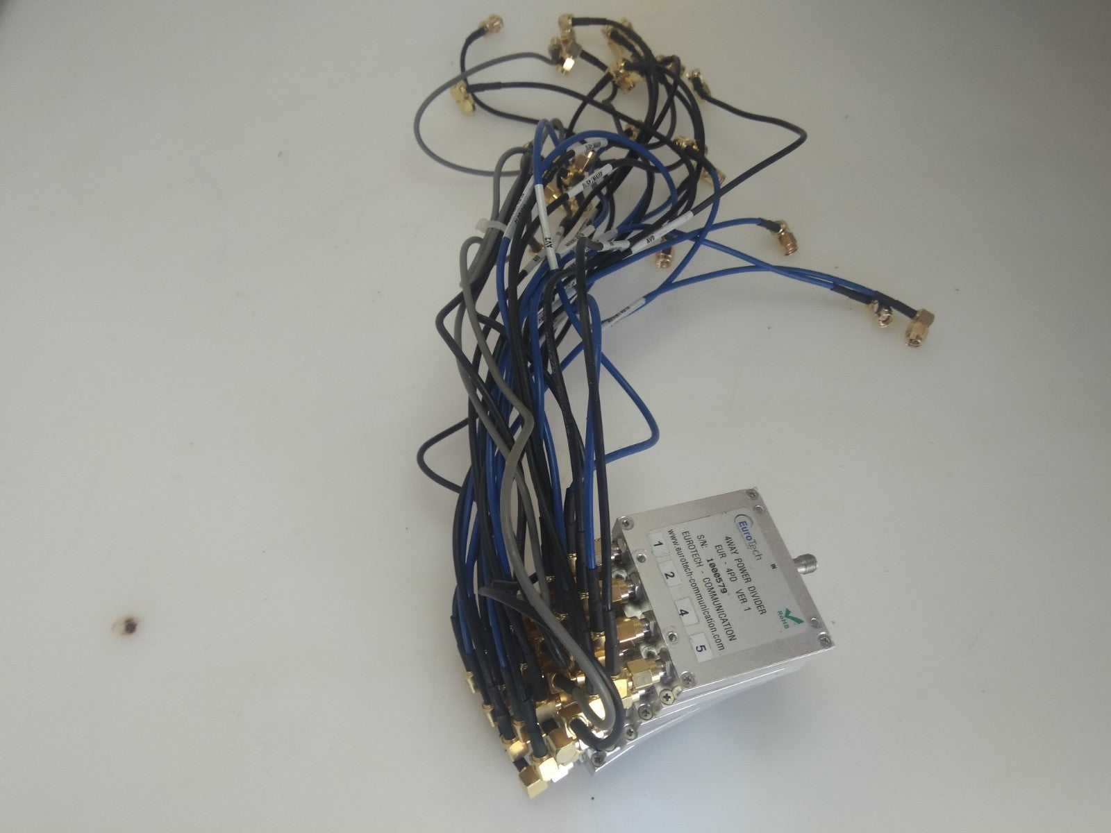 Eurotech Communication 4way Power Divider Eur 4pd Ver 1 With Sma Cable